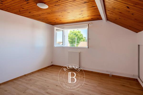 Tignieu-Jameyzieu, Maison  238 m² à vendre