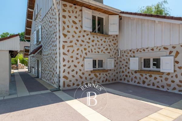 Tignieu-Jameyzieu, Maison  238 m² à vendre