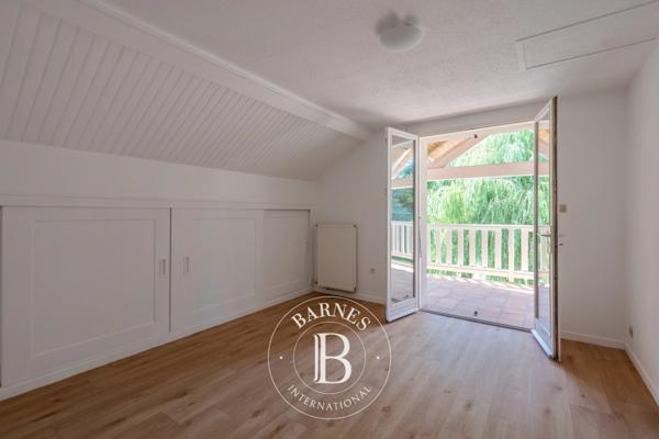 Tignieu-Jameyzieu, Maison  238 m² à vendre