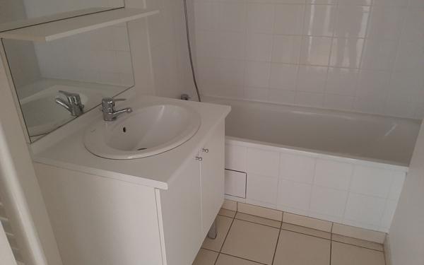 Appartement à louer    3 pièces • 68 m2 Caen