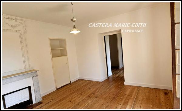 Maison en pierre rénovée en partie avec jardin et hangar 6 pièces PAVIE (32)