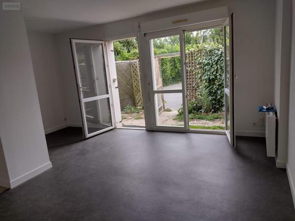 Appartement à vendre à Rennes en Ille-et-Vilaine (35200), ref : 019/5535 MCB   
RENNES-POTERIE