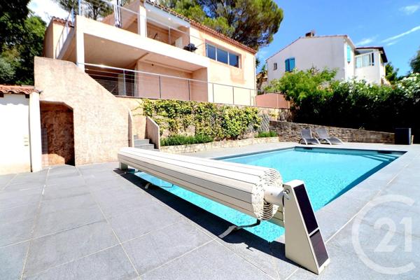 Maison à vendre  5 pièces - 121 m2 ST RAPHAEL - 83