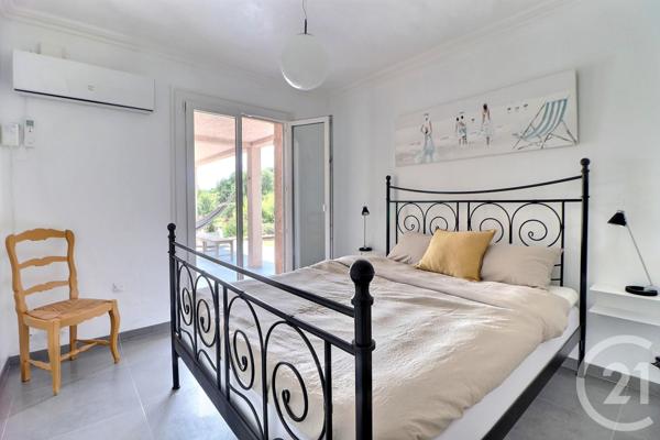 Maison à vendre  5 pièces - 121 m2 ST RAPHAEL - 83