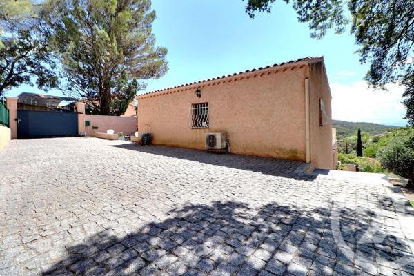 Maison à vendre  5 pièces - 121 m2 ST RAPHAEL - 83