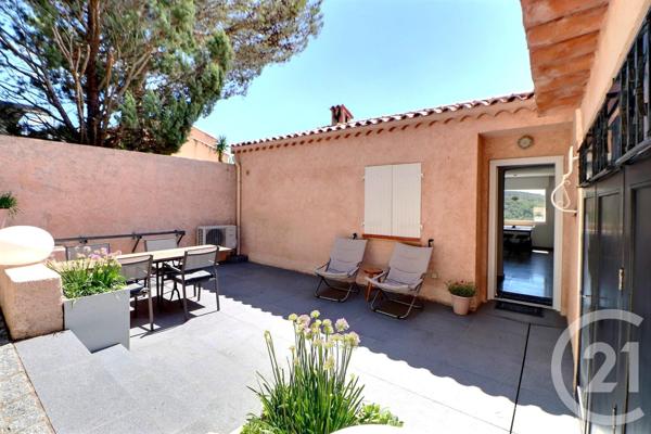 Maison à vendre  5 pièces - 121 m2 ST RAPHAEL - 83