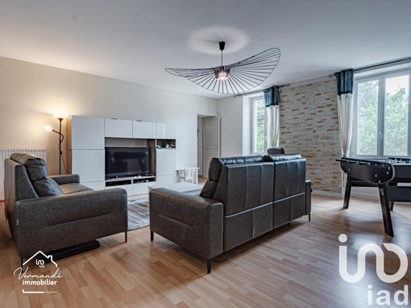 Maison à vendre 6 pièces 225 m² Surgères