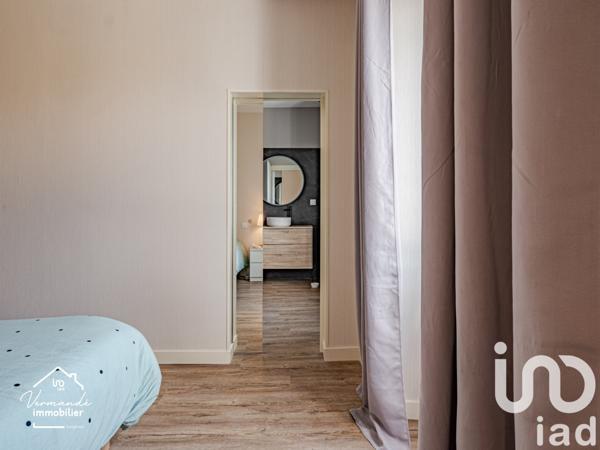 Maison à vendre 6 pièces 225 m² Surgères