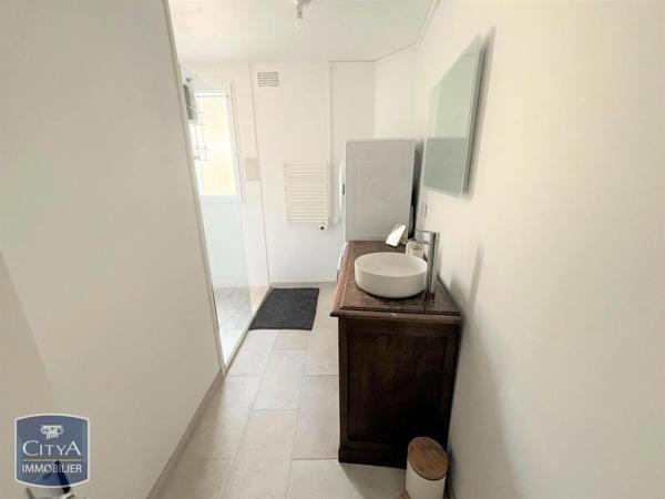 Appartement à louer 2 pièces 51.07m² Bourganeuf (23400)
