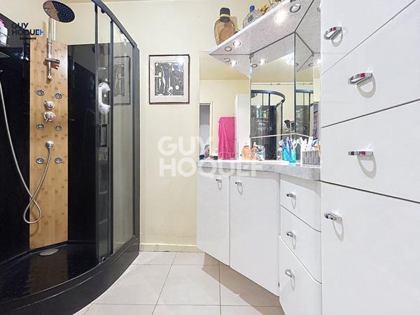 Appartement 5 min Gare ERMONT EAUBONNE- 79m² avec 2 chambres- cour intérieur-un BOX + cave et GRAND Balcon!