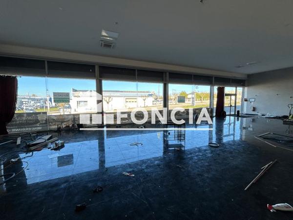 Location Local commercial 5 pièces 481.72 m² - 9 RUE DES CHENES Luisant 28600