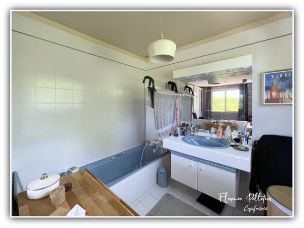 À vendre proche Revel – Maison familiale avec 5 chambres, piscine et grand terrain arboré