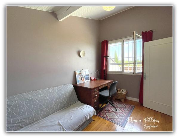 À vendre proche Revel – Maison familiale avec 5 chambres, piscine et grand terrain arboré