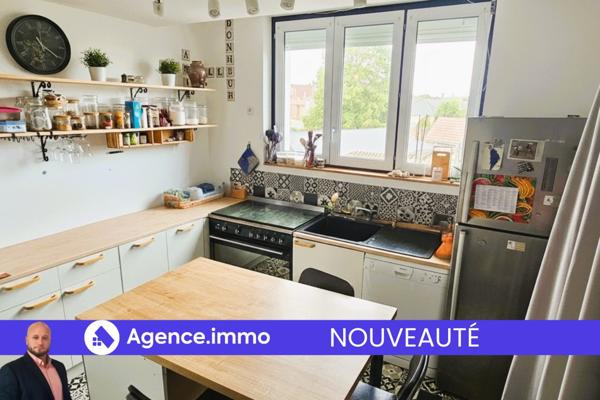 À vendre - Maison traditionnelle, 6 pièces située à Château-la-Vallière (37330)