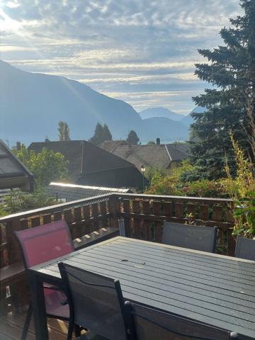 DOUSSARD. MAISON MITOYENNE AVEC TERRAIN de 242m²