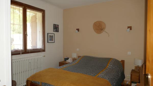 DOUSSARD. MAISON MITOYENNE AVEC TERRAIN de 242m²