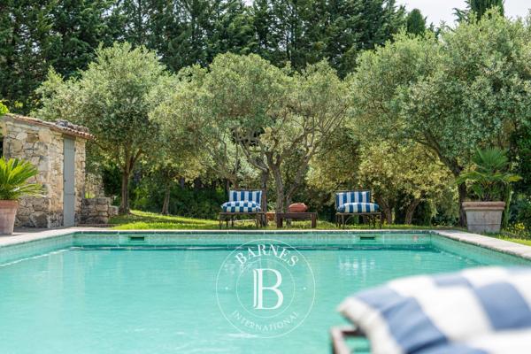 Lourmarin, Bastide 4 Chambres -  320 m² à vendre