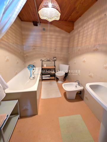 Maison de village 4 pièce(s) 3 chambre(s) 111 m²