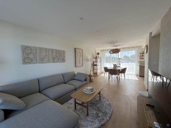 Appartement vue mer avec garage  prestations haut de gamme