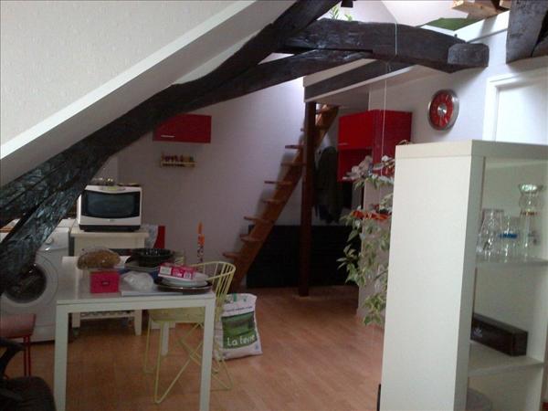 NANTES - FEYDEAU~T2 BIS DUPLEX de 45 m2 comprenant une entré