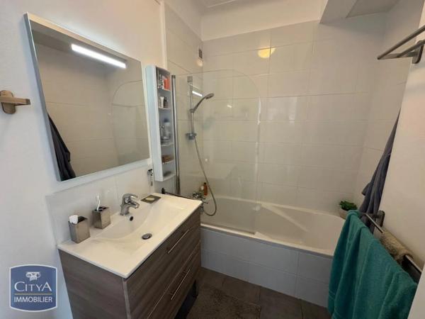 Appartement à louer 3 pièces 71.03m²