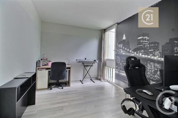 Appartement F4 à vendre  4 pièces - 78,55 m2 LIVRY GARGAN - 93
