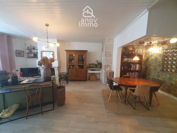 Maison
                                                                                                                                                                                                                                                                                                                        5 pièce(s)                                                                                                                                                                                                          3 chambre(s)                                                                                                                                                                                                          130  m²