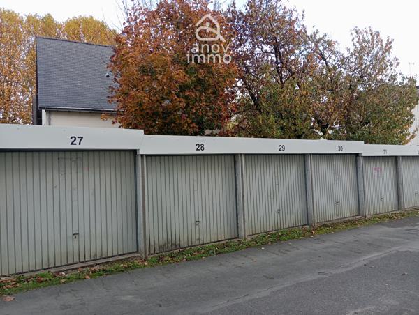 Garage
                                                                                                                                                
                                                                                                                                                
                                                                                                                                                                                                                                                                                                                        12  m²