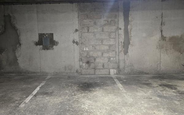 Stationnement à vendre    20 m2 Paris 19