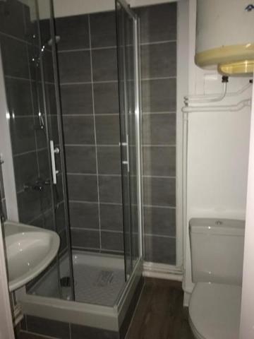 Appartement T1 NANTES Champ de Mars - 18.82 m2  465 Euros