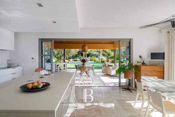 Ollioules, Villa 4 Chambres -  222 m² à vendre