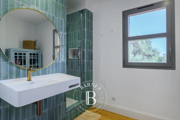 Ollioules, Villa 4 Chambres -  222 m² à vendre