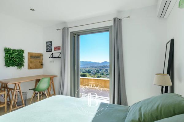 Ollioules, Villa 4 Chambres -  222 m² à vendre