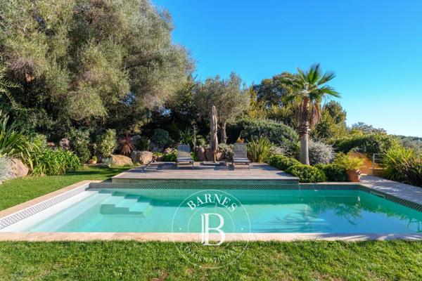 Ollioules, Villa 4 Chambres -  222 m² à vendre