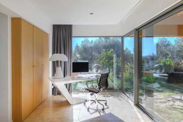 Ollioules, Villa 4 Chambres -  222 m² à vendre