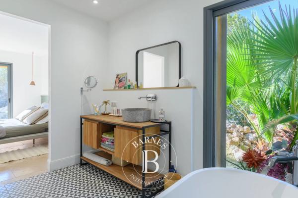 Ollioules, Villa 4 Chambres -  222 m² à vendre