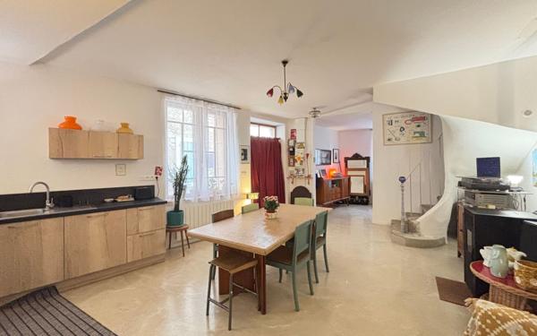 Maison à vendre    5 pièces •  Peyriac-de-Mer