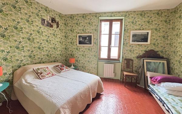 Maison à vendre    5 pièces •  Peyriac-de-Mer