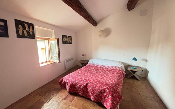 Maison à vendre    5 pièces •  Peyriac-de-Mer