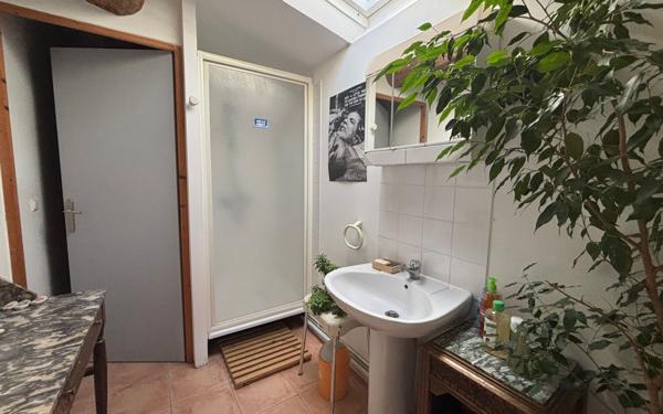 Maison à vendre    5 pièces •  Peyriac-de-Mer