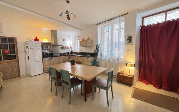 Maison à vendre    5 pièces •  Peyriac-de-Mer