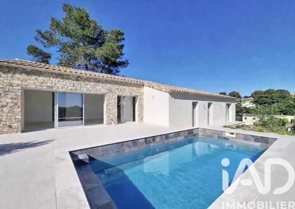 Maison à vendre 5 pièces 137 m² Nîmes