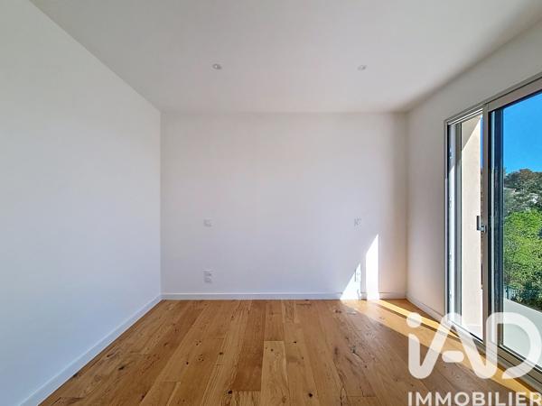 Maison à vendre 5 pièces 137 m² Nîmes