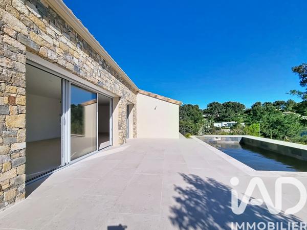 Maison à vendre 5 pièces 137 m² Nîmes