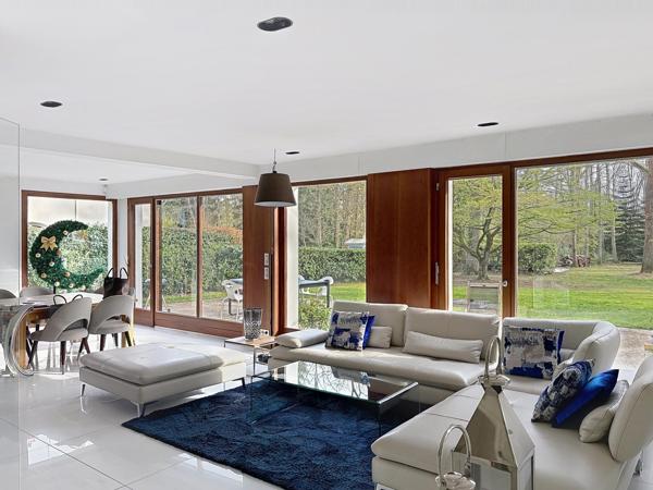 Elégance et prestige dans le domaine du Lys