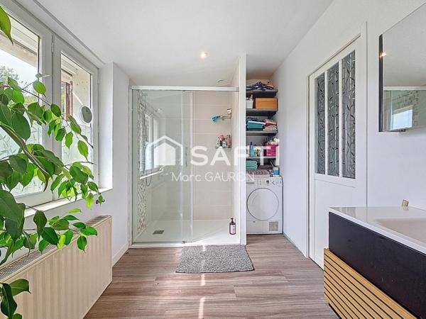 Maison 4 chambres + 2 pièces indépendant + pâtures