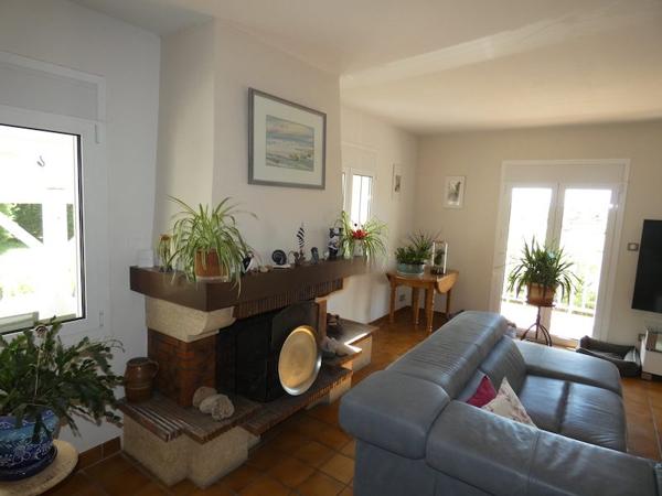 À vendre - Maison individuelle, 6 pièces située à Dax (40100)