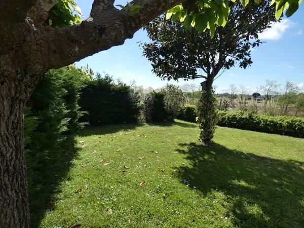 À vendre - Maison individuelle, 6 pièces située à Dax (40100)