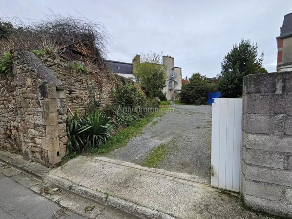 Vente Maison 8 pièces 210 m2 à Guingamp