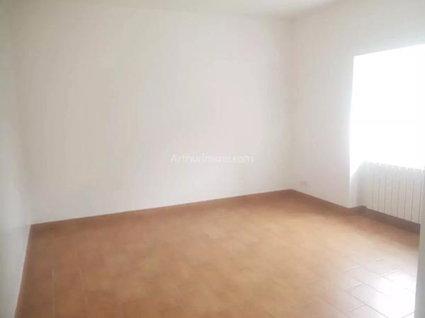 Vente Maison 8 pièces 210 m2 à Guingamp